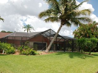 2404 Pine Woods Cir, Naples, FL 34105