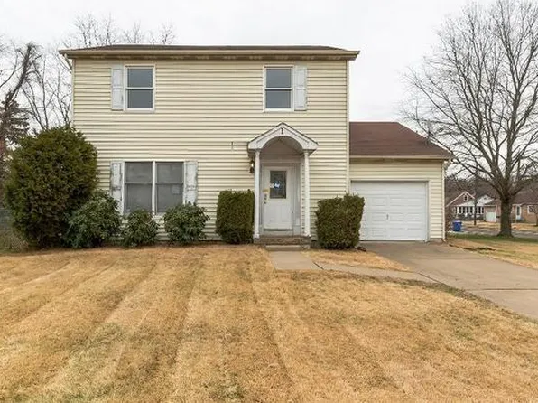 1 Lynn Dr, Burlington, NJ 08016