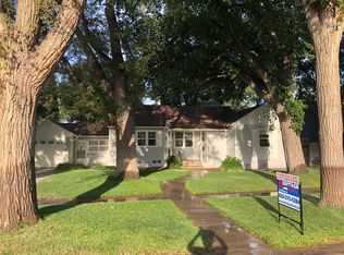 912 N 1st St, Garden City, KS 67846