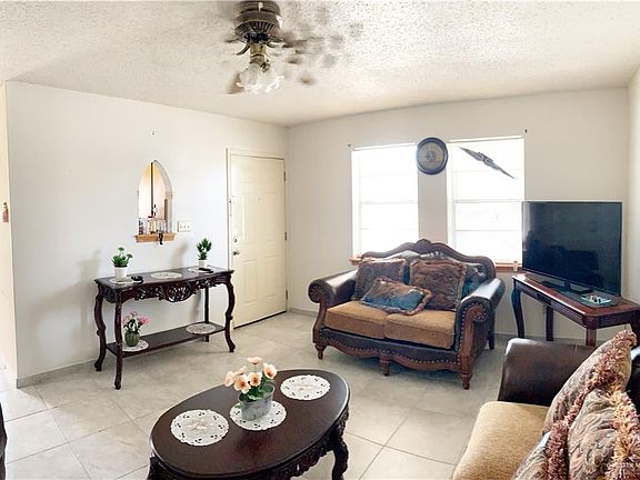 3rd image of 3408 Raquel Ave