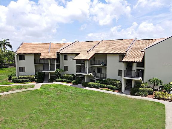 4th image of 1515 Pinellas Bayway S #61