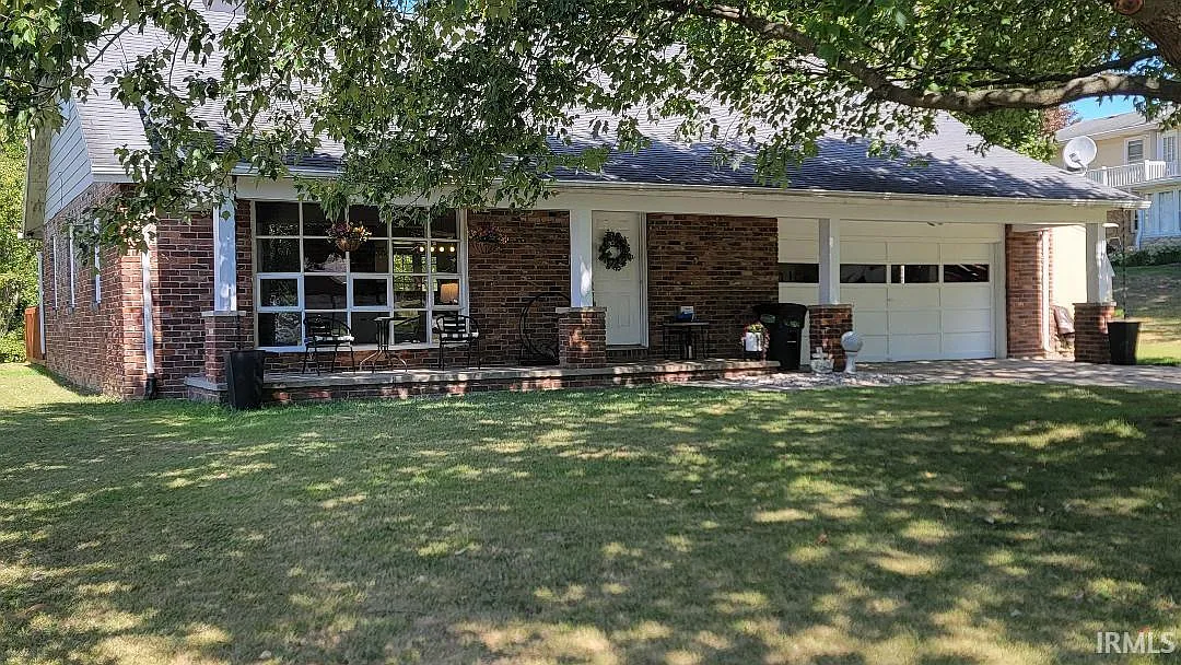 11404 Simmons Ct photo 1