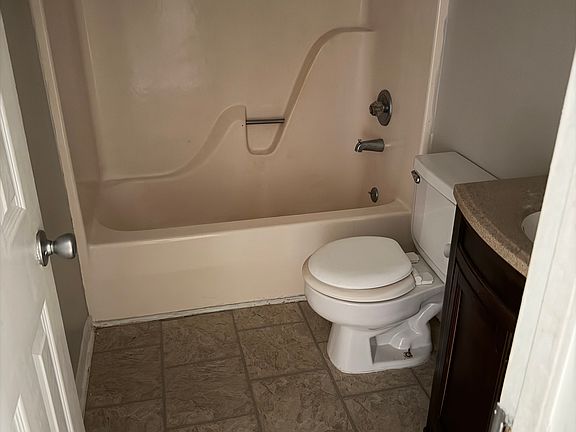 4th image of 12002 Sugar Mill Cir SE #C