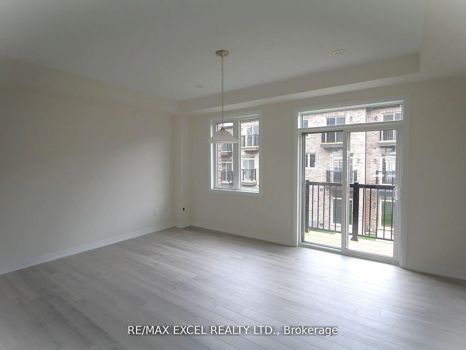 4 bed, $3,200 — Photo 4