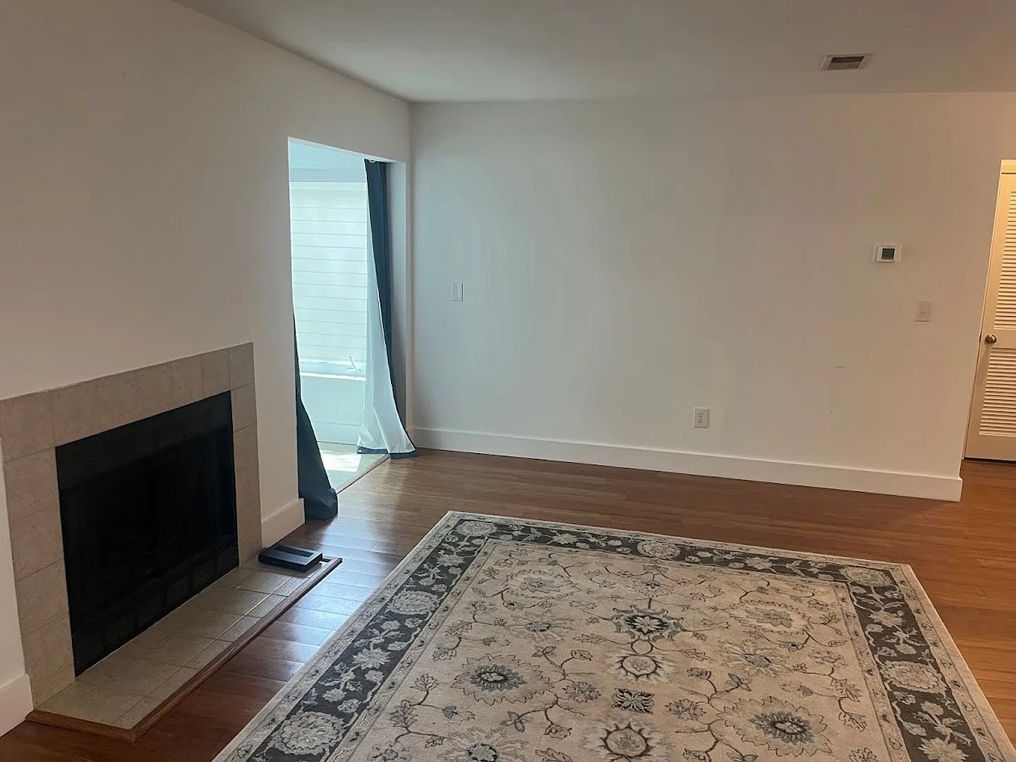 Available November 9th. Great 2 BR/2 BA Condo in East Bridge Town Lofts! — Photo 2