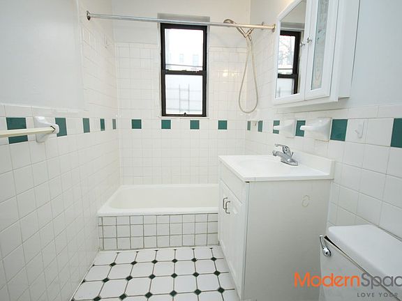 2nd image of 2439 27th St APT 1A