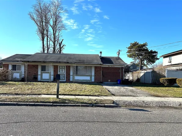 116 Madison Avenue, Amityville, NY 11701