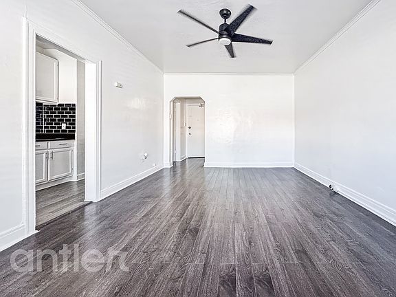 5th image of 689 Shatto Pl #C405