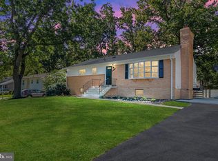 6828 Glenwood Ct, Glenn Dale, MD 20769