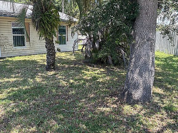 3rd image of 1700 Citrus View Ct