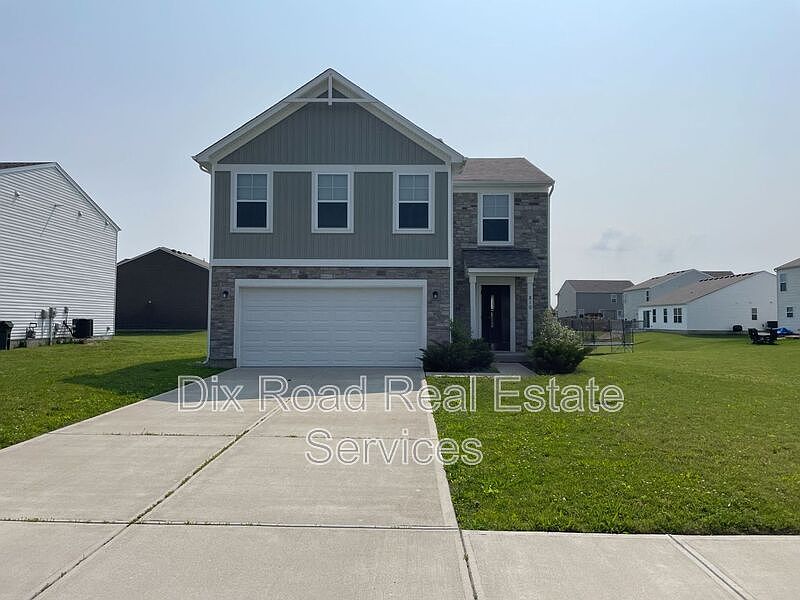 1st image of 810 Prescot Cir