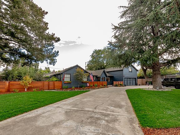 4th image of 1167 Bucknam Ct