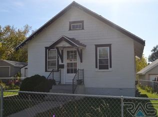 1423 E 4th St, Sioux Falls, SD 57103