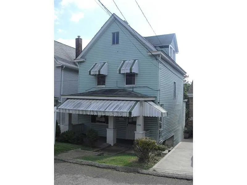 116 Hollywood St photo 1