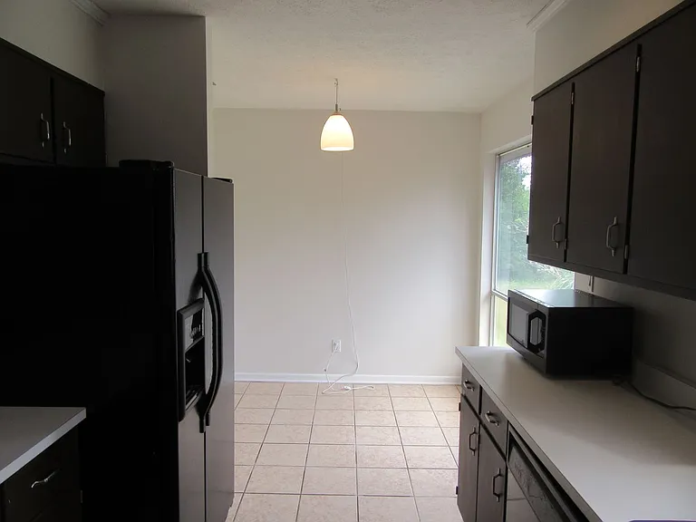 8629 Deerpoint Dr — Photo 15