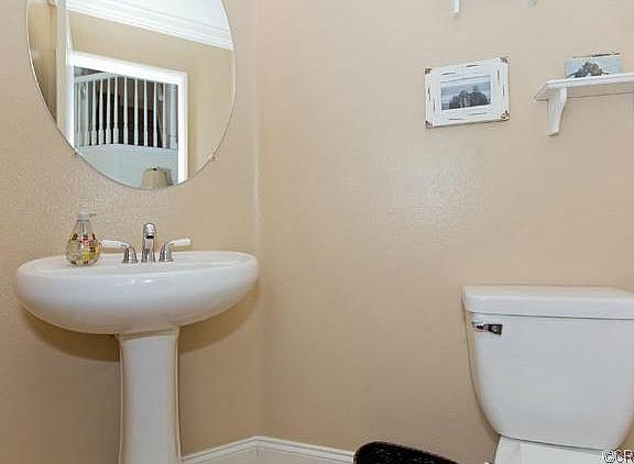 5th image of 15869 Madelyn Ct