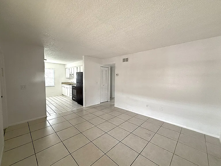 720 Michigan Ct #4 — Photo 8