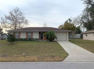 1235 Cedar Ave, Tavares, FL 32778