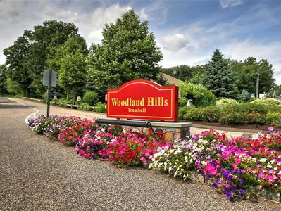 1203 Woodland Hills Dr, Trumbull, CT, 06611