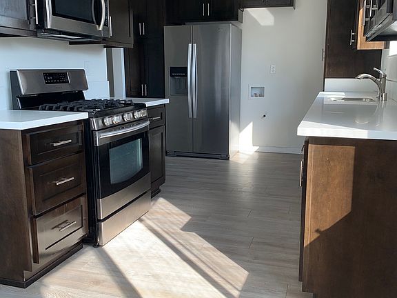 4th image of 2320 W 24th St APT 7