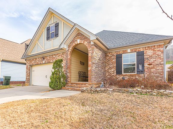2nd image of 5584 Bungalow Cir Unit 81