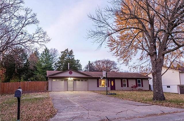 1st image of 1810 Hilltop Village Ln