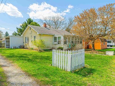 206 Shockey St, Elkhart, IL, 62634