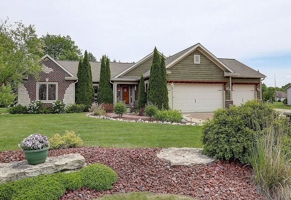 1st image of 10174 S Janus Dr