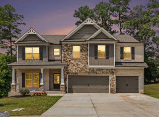 1572 Lapland Dr, Lawrenceville, GA 30045