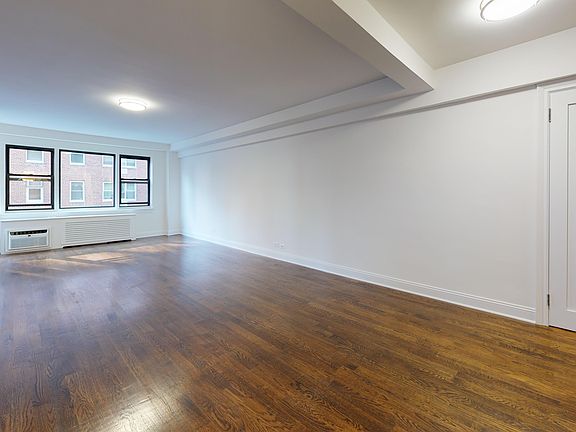 2nd image of 20 Beekman Pl APT 3D