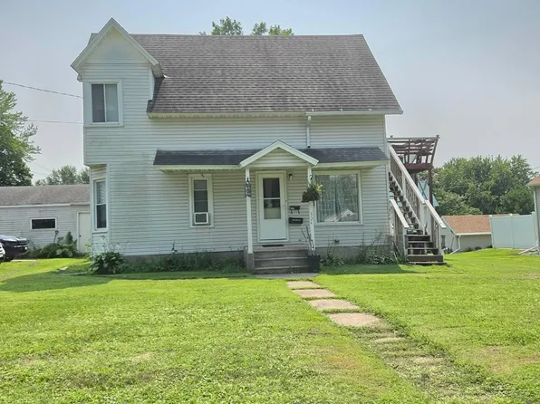 324 E 5th St, Saint Charles, MN 55972