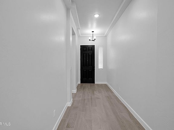4th image of 376 Frodsham St