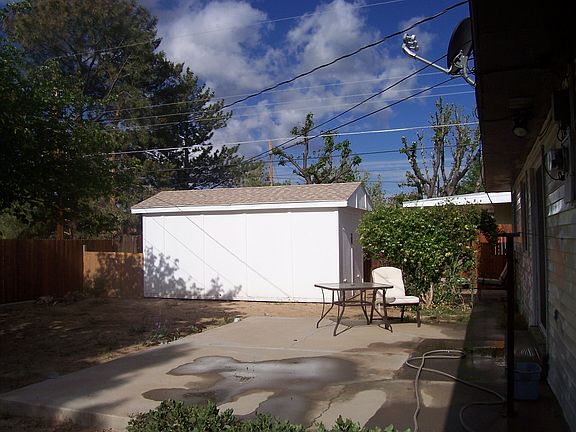 2nd image of 111 W 32nd St