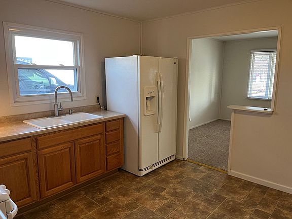 5th image of 2508 Meadow Dr