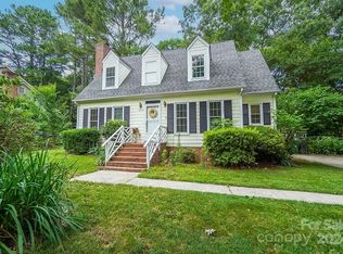 8218 Castlekeep Rd, Charlotte, NC 28226