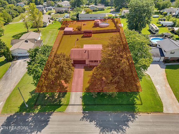 5th image of 3609 Lakeside Dr