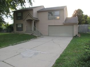 8434 N Saxon Ct, Columbus, IN 47201