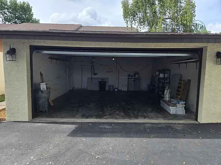 3418 W Saint Conrad St — Photo 15