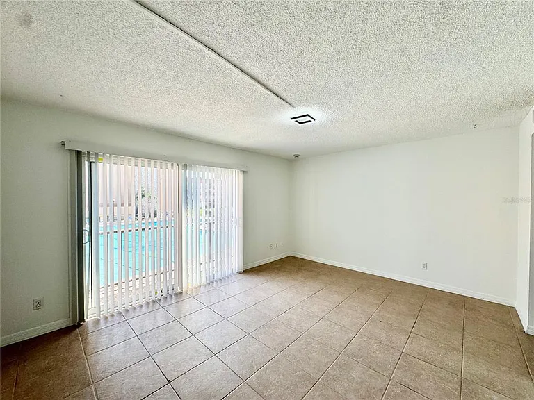 5820 N Church Ave #239 — Photo 14
