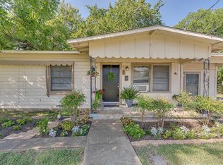 514 E University Ave, Waxahachie, TX 75165