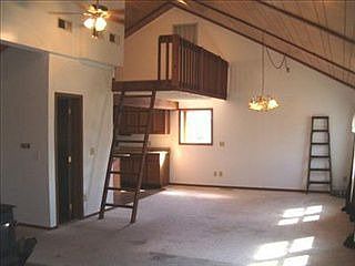 3rd image of 3817 Schroeder Dr