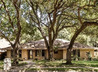 621 Farine Dr, Irving, TX 75062