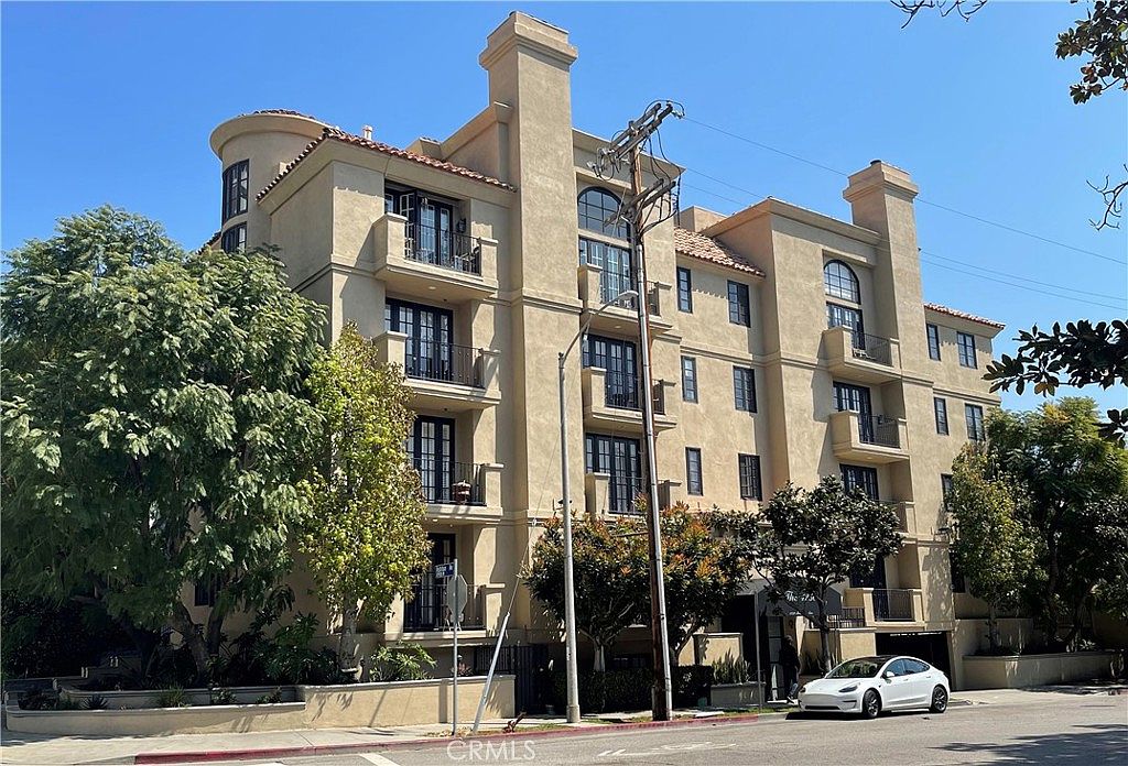 1250 Midvale Ave APT 101, Los Angeles, CA 90024 | MLS #PF23152834 | Zillow