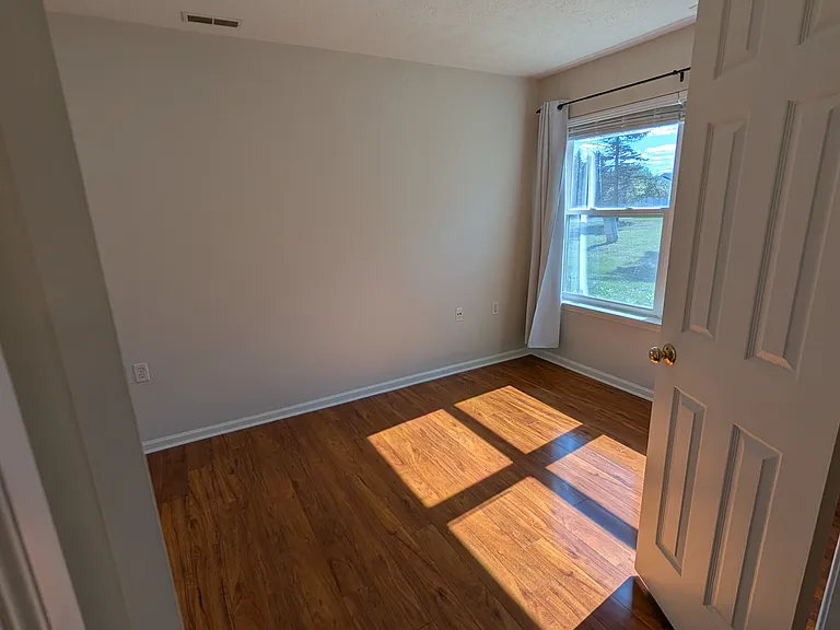 1468 Millbrook Trl — Photo 21