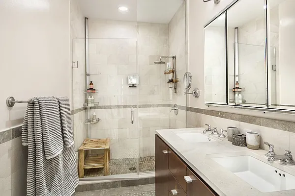 Sold by Stribling | media 6