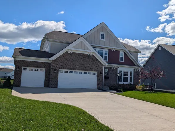 6823 Streamside Dr, Galena, OH 43021