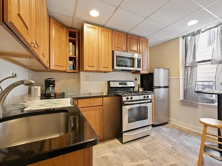 331 Grand St #3 — Photo 3
