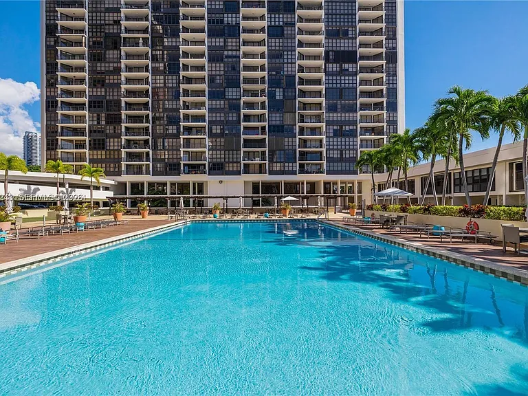 1865 Brickell Ave #A805 — Photo 11