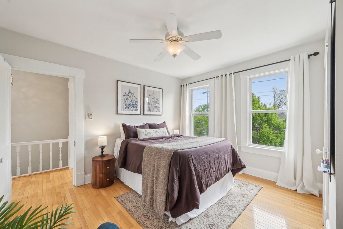 480 Siebert St-0105-043.jpg