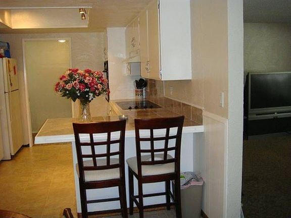 4th image of 10264 6th Ave S